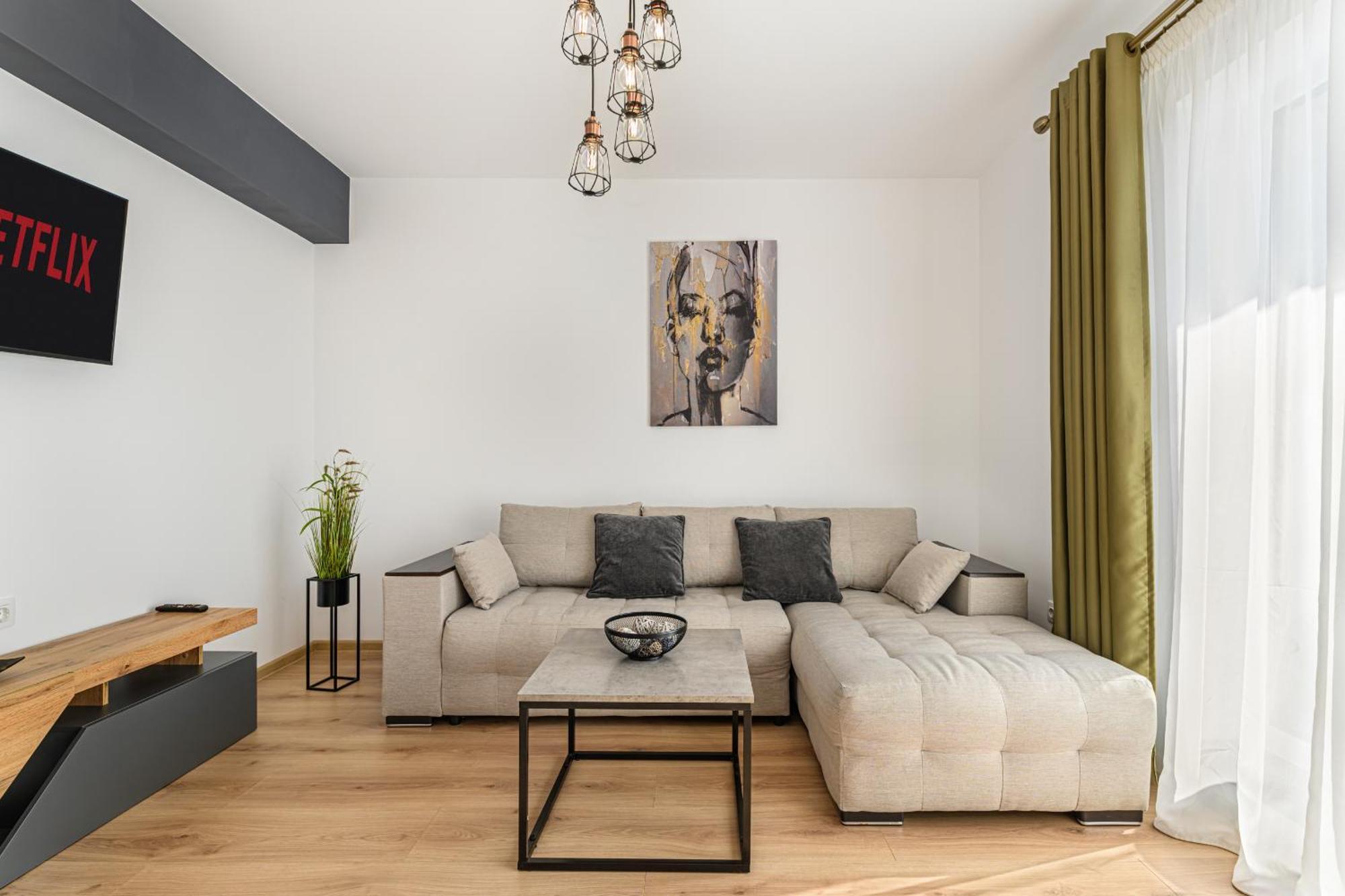 Luxury Landing Apartments Complex Qualis Brassó Kültér fotó