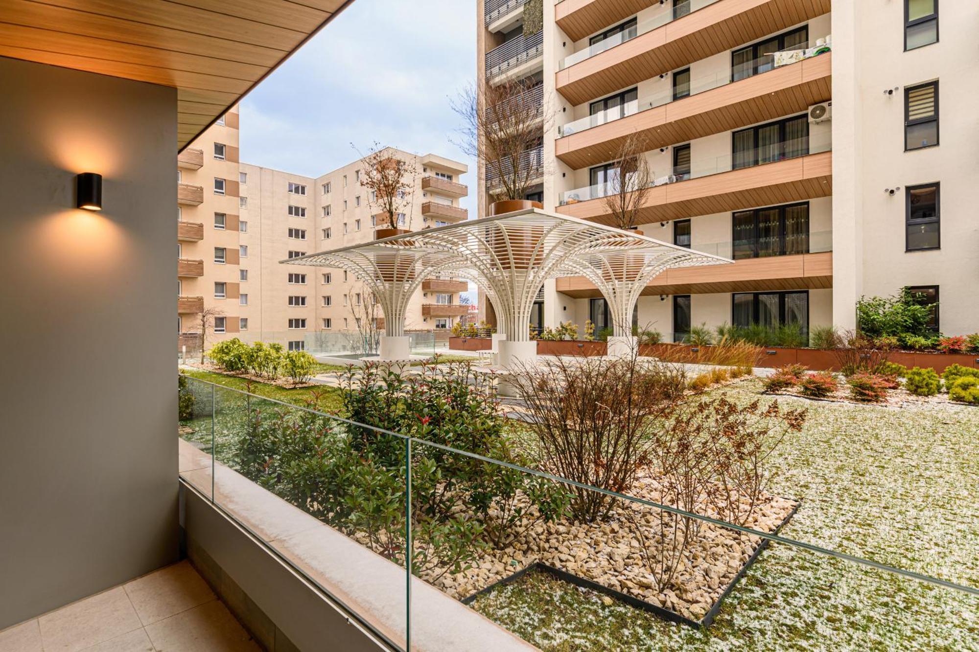 Luxury Landing Apartments Complex Qualis Brassó Kültér fotó